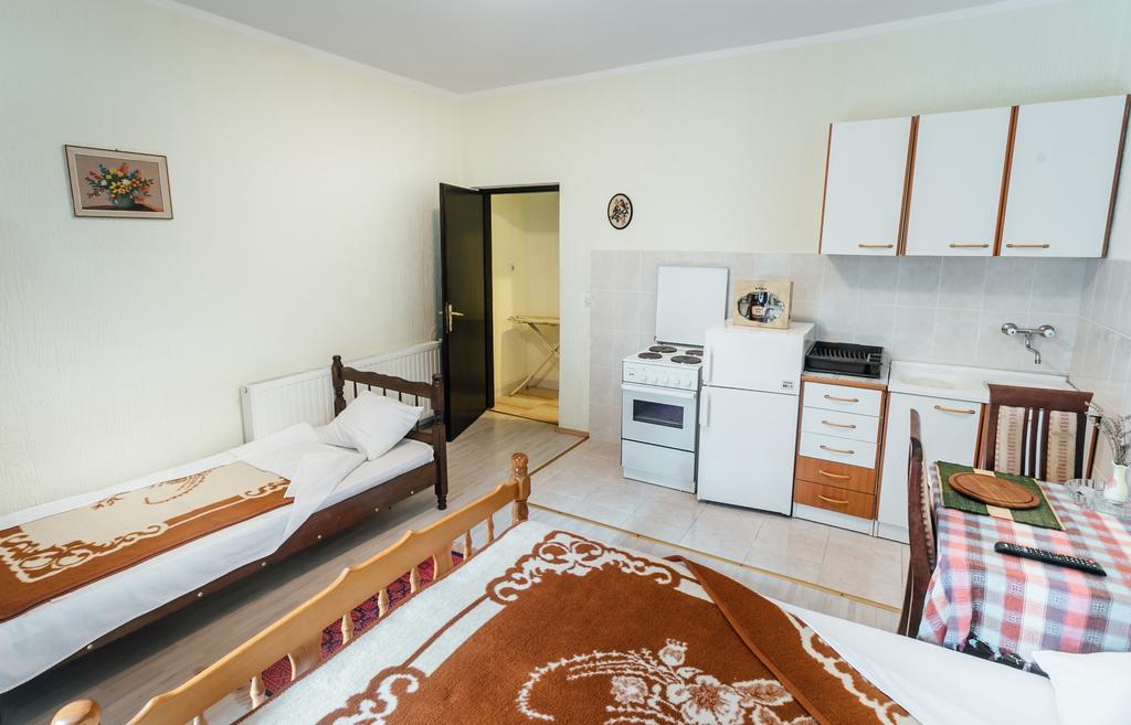 Guest House Bajceta تْشيرسيك نوفي المظهر الخارجي الصورة